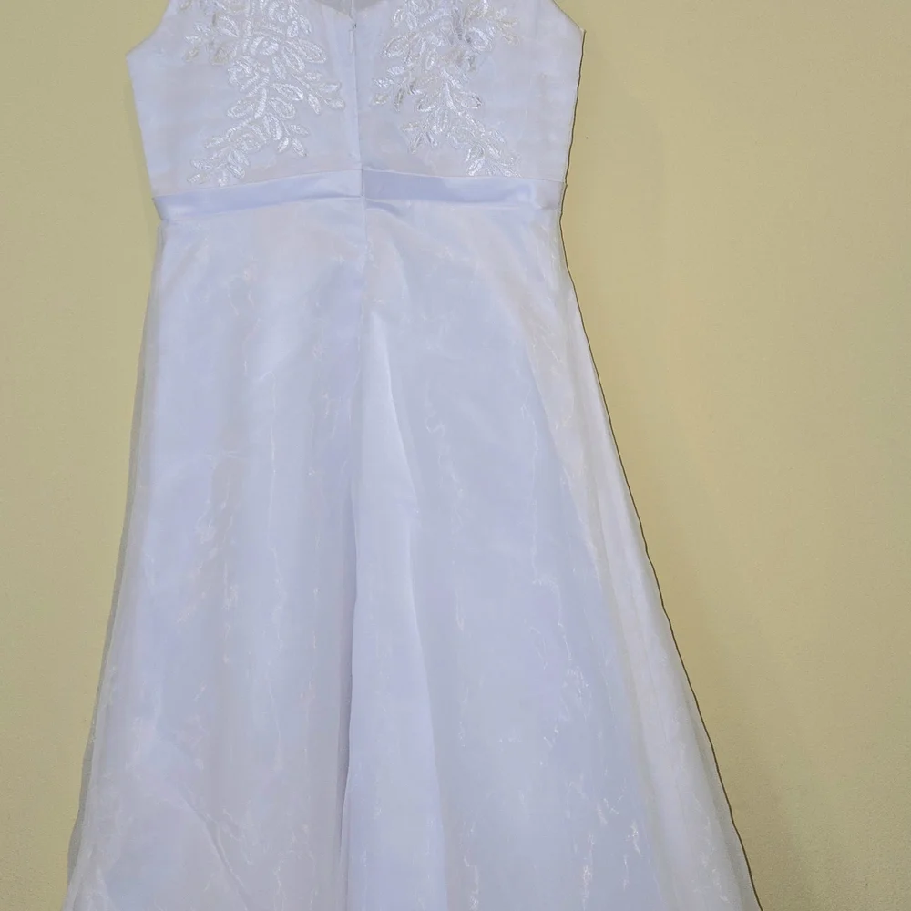 Bonnie Jean White Floral Embroidered Dress First Communion Flower Girl Dress